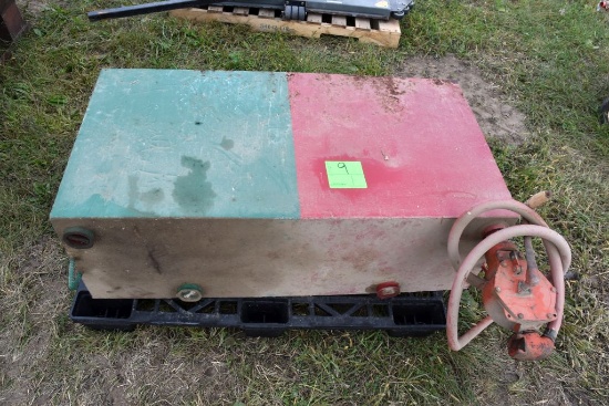 Split Wall Pick Up Fuel Tank With Hand Pump