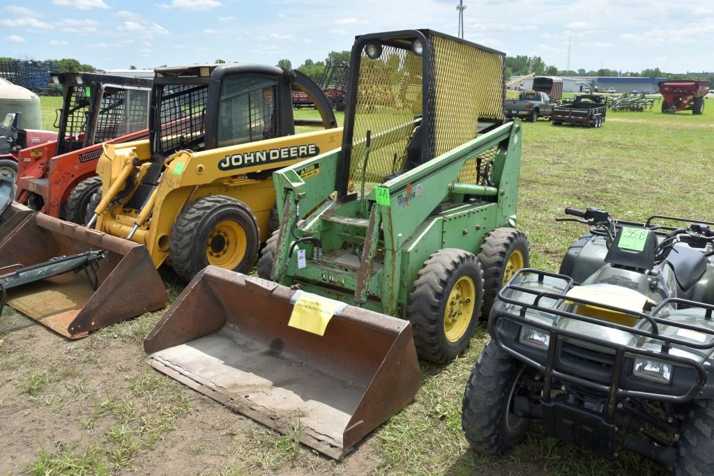 Omc Mustang 1200 Skid Loader Gas Runs Material Heavy