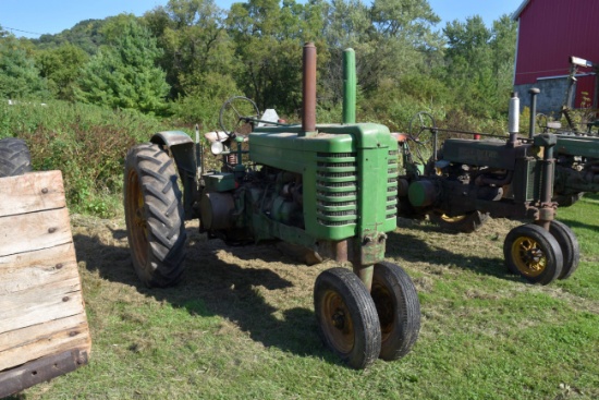 1946 John Deere GM (G Moderized) Styled, Half Round Fenders, Electric Start, NF, 12x38 Tires, PTO, N