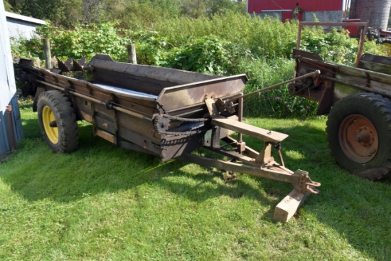 MN 130 Manure Spreader, Wood Sides & Floor, 540PTO