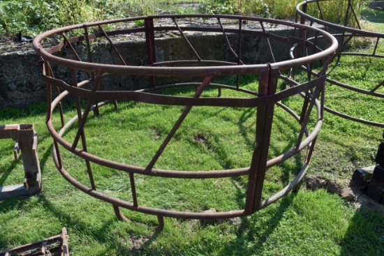 Round Bale Feeder, Bent, Bottom Has Some Rust