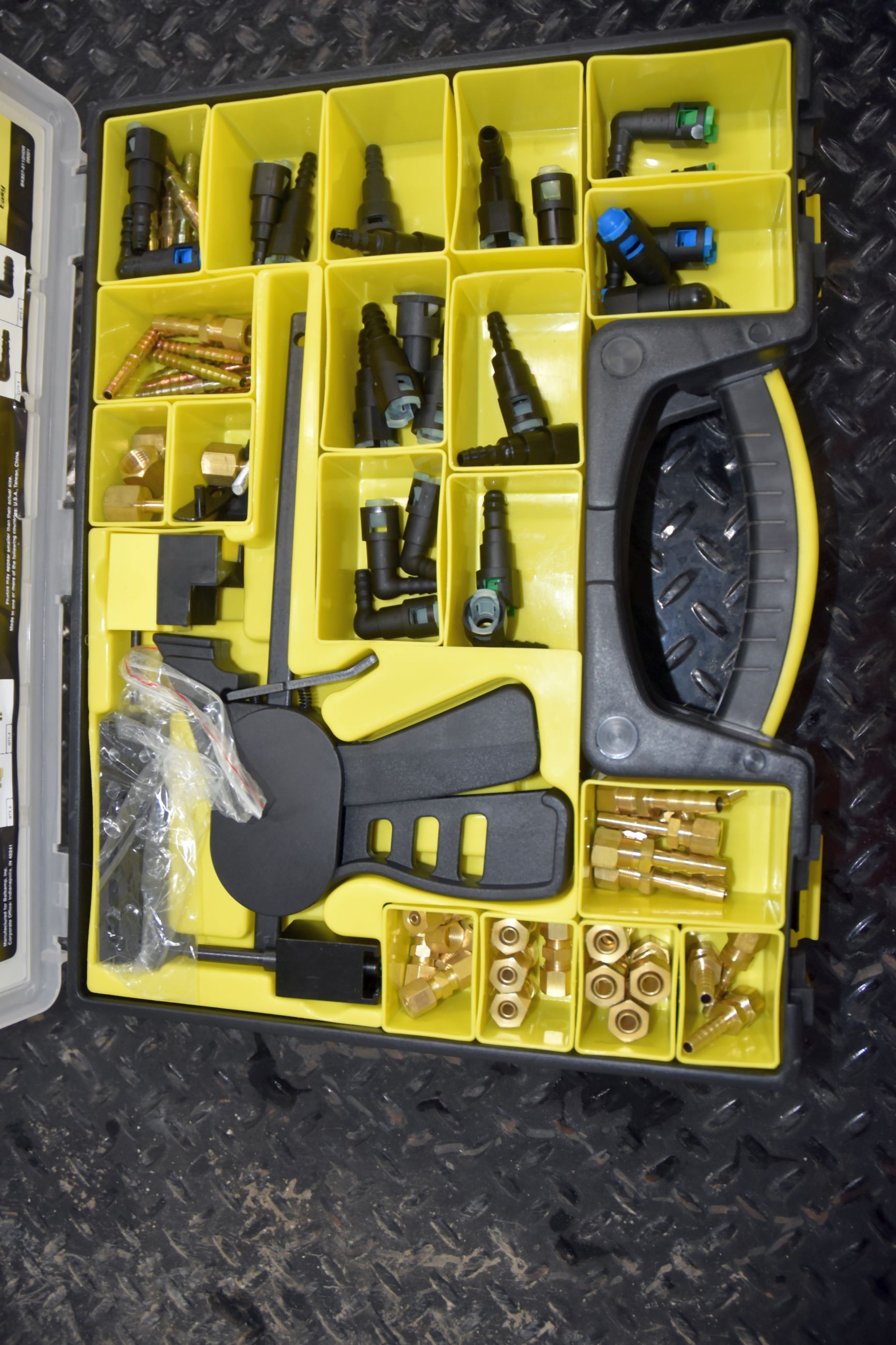 NAPA 8275112 Plastic Fuel Line Repair Kit, In Proxibid