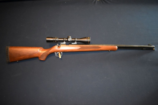 Knight .50 Cal., D.I.S.C. Extreme Blackpowder Only, Bolt Action Muzzleloader, Rod, Wooden Checkered