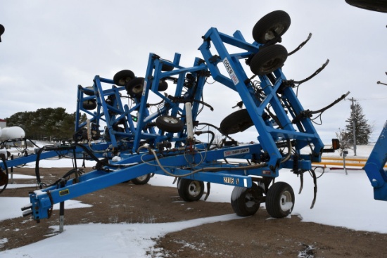 DMI Nutri-Placr 5300 Anhydrous Tool Bar, 52', 19 Shank, NH3 Cooler With Raven Monitor, Walking Tande
