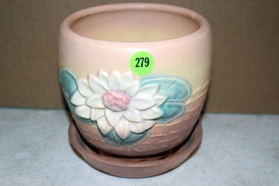 Hull Pottery Water Lily Planter L25, 5.25"