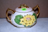 Hull Pottery Water Lily High Gloss Sugar L20, Crack From Handle To Under Flower