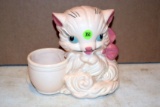 Hull Pottery Imperial Novelty 61 Cat