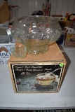 8Qt. Punch Bowl Set With 8 Cups in Box