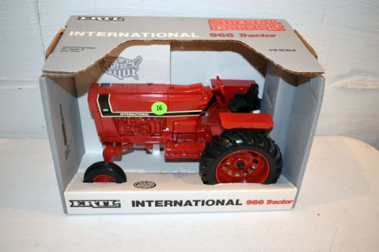 Ertl February 1991 Special Edition International 966 Tractor, Open Station, 1/16th Scale With Box