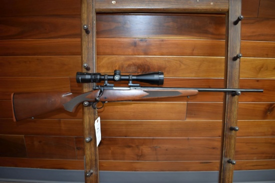 Winchester Model 70 Lightweight, 22-250 Cal., Bolt Action, Top Load, Deluxe Wooden Checkered Stock,