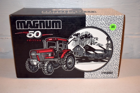 Ertl Magnum Mark 50 Edition 7250 Magnum Tractor, 1/16th Scale With Box