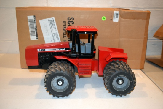 Scale Models Case IH Collection 425HP July 1997, Case 9390 4WD Tractor With Duals, 1/16th Scale With