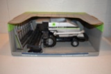 Scale Models Deutz Allis Gleaner R60 Combine With Corn And Bean Head, With Box