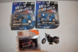 (2) Maisto Wild Rides Motorcycles On Card, Harley Davidson 2 Decks Of Playing Cards With Collectible