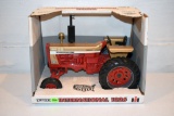 Ertl 1996 Collector Edition International 1026 Gold Demonstrator Hydro Tractor, 1/16th Scale With Bo