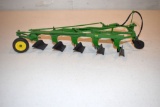 Ertl John Deere 145H 5 Bottom Plow, No Box