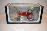 Spec Cast Highly Detailed Farmall Cub Tractor With Snow Blade And Chains, 1/16th Scale With Box, Box