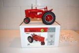 Scale Models 2007 22nd Ontario Toy Show Farmall Super MD-TA Tractor With Narrow Front, 1/16th Scale