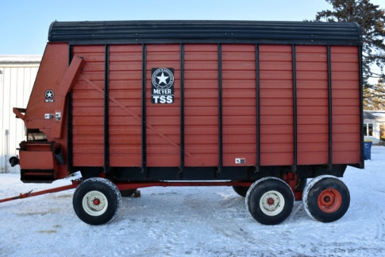 Meyers 500 TSS 16’ Forage Box, Unload Extension With Meyers 1200 Series Tandem 12 Ton Running Gear,