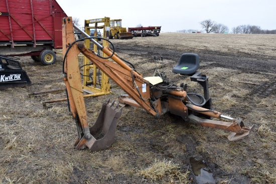 Case D100XR Backhoe, 18" Bucket With Teeth, Out R