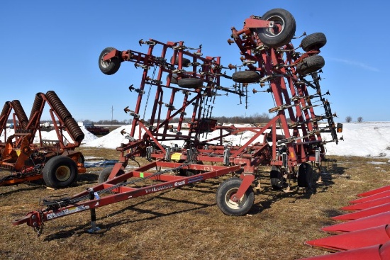 Wil Rich Quad 5 Field Cultivator, 48.5', 16' Main
