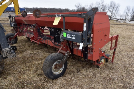 Case IH 5400 Soybean Special Grain Drill, 3pt., 2