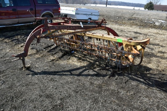 New Holland 56 Hay Rake, 5 Bar