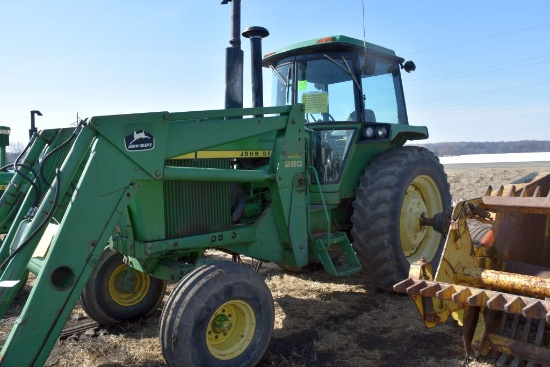 John Deere 4630 Tractor, 8 Speed Power Shift,