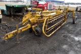 Vermeer Twin Rake, 6 Bar Rakes, Rubber Mount Teet