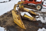 New Holland 824 Corn Head, 2 Row 30