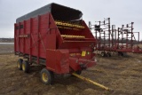 New Holland Model 8 Chopper Box, 16', 3 Beaters,