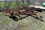 IH Vibrashank 45 Field Cultivator, 15', Hydraulic Lift, 3 Bar harrow