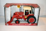 Ertl International 986 Tractor With Loader, 1/16th Scale With Box, Box Has Damage
