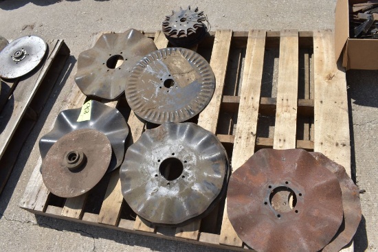 Assortment Of Fluted Coulters, Most Are Rawson