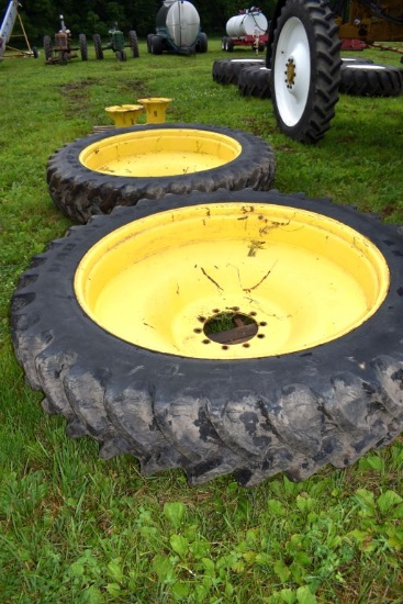 380/90R54 Rear John Deere Triple Duals With Rims And Spacers , 10 Bolt Rims, Selling 2 x $