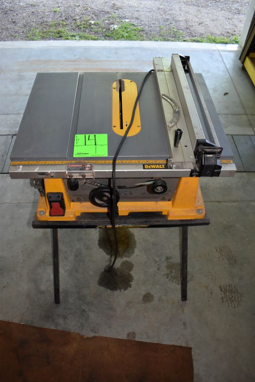 Dewalt DW744 Type 1 10 Inch Table Saw, 120 Volt, | Proxibid