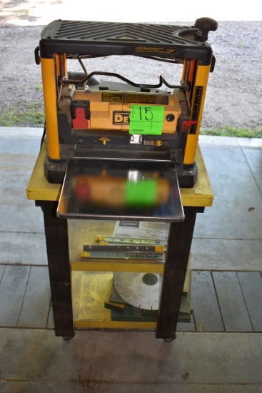 Dewalt DW733 Type 2 Planer, 12.5 Thickness, 120 Volt, Works Good, On  Rolling Cart | Heavy Construction Equipment Light Equipment & Support |  Online Auctions | Proxibid