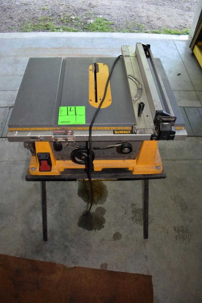 Dewalt DW744 Type 1 10 Inch Table Saw, 120 Volt, Works Good, On Stand |  Heavy Construction Equipment Light Equipment & Support | Online Auctions |  Proxibid