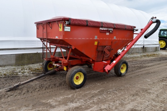 MN 260 Gravity Box, 8 Ton Gear, Tarp, 12’ Auger