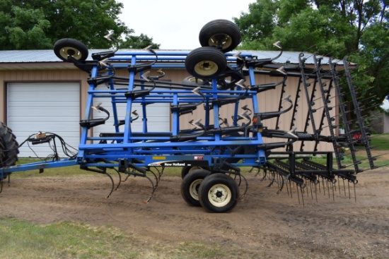 DMI New Holland ST250 Field Cultivator, 26.5’, 10’ Main Frame, 4 Bar Tine Harrow, Walking Tandems Al