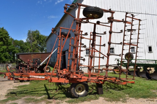 Allis Chalmers 1300 Field Cultivator 26.5’, 3 Bar Harrow, Hyd Fold, In Transport No Lift Cylinder