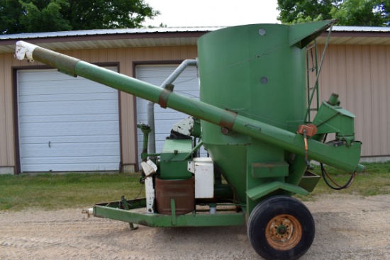 Lorenz Model 100 Mixer Mill, 13’ Unload Auger, AW Model 400 Scale, Extra Screen, Magnet, Hyd Drive,