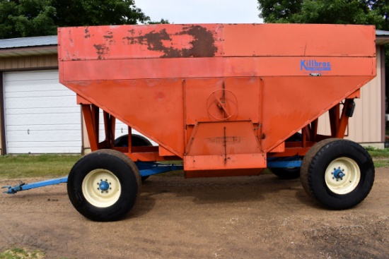 Killbros 525 Gravity Flow Wagon With Killbros 1590 Running Gear, Rear Brakes, 22.5 Tires, Light Kit