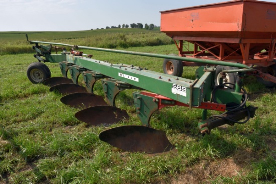 Oliver 588 Plow, 5x18's, 3pt. In-Furrow