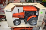 Scale Models 1992 AGCO Allis 8630 1/16th Scale With Box, Box Has Damage