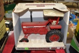 Ertl International 826 Tractor 1/16th Scale With Stained Box