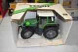 Scale Models Fendt 716Vario Tractor, 1/16th Scale With Box, Box Is Stained