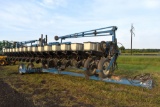 Kinze Twin Line 2600 Planter, 16 Row 30