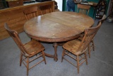 Round Oak Table With 2 Leaves, 70'' Total Length, With 6 Matching Pressback Chairs
