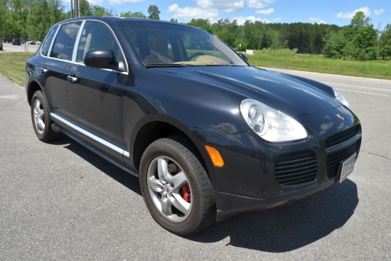 2005 Porsche Cayenne Turbo, AWD, 4 Door, Full Power, Leather, 155,066 Miles, Black